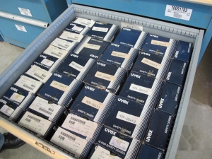 LISTA HEAVY DUTY 10-DRAWER PARTS CABINET W/ CONTENTS (W-44) LOADING & HANDLING FEE $25-